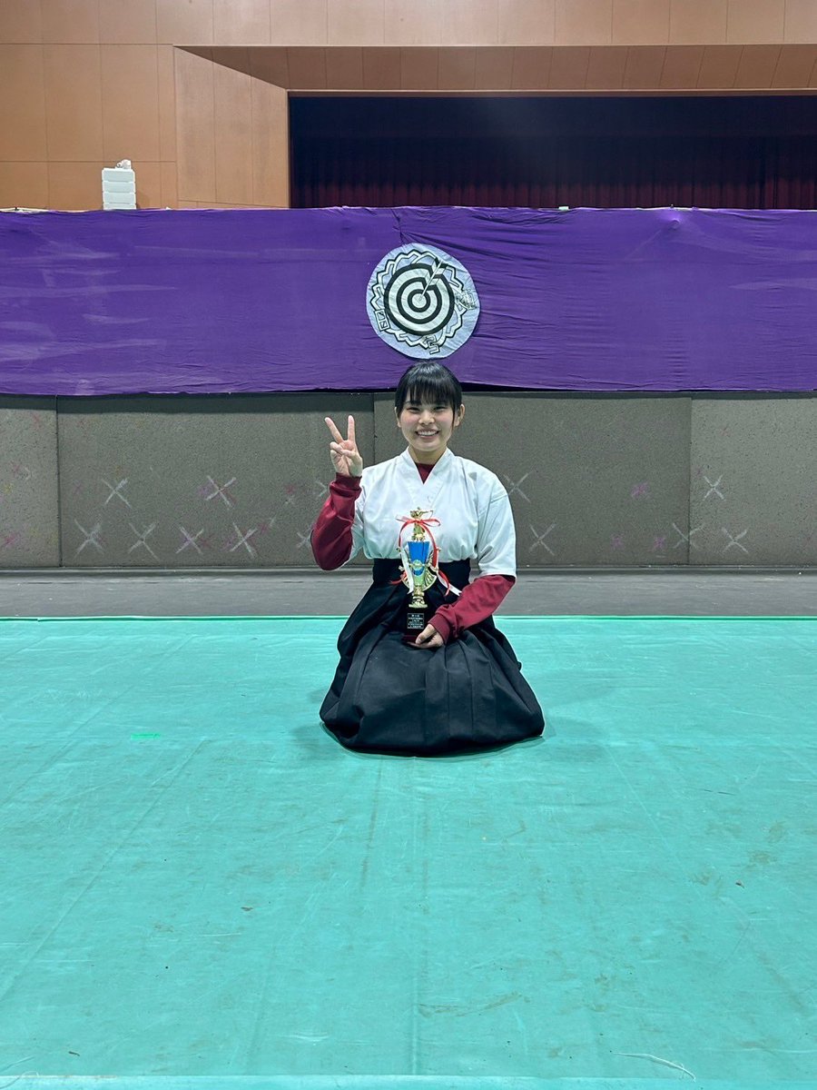 【第60回九州学生弓道新人戦指宿大会】
12月7日、8日に、第60回九州学生弓道新人戦指宿大会が行われました。結果は以下のとおりです。

男子団体　7位　2勝5敗　90中
女子団体　5位　3勝4敗　48中

女子個人　5位　田中佑実(2年)

応援ありがとうございました。