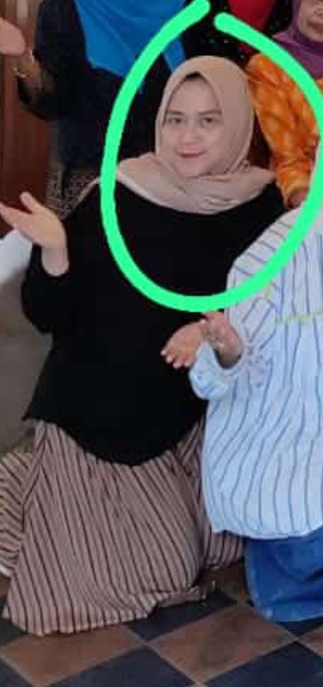 Mengetuk hati para Cat Warrior Area tolong cek cctv jl supratman, ahmad yani, fly over jembatan pelangi sampai antapani,karena beliau terakhir arisan di cafe riung panyileukan( tidak ada cctv di cafe)
Sekitar jam 12 - 12.30 WIB