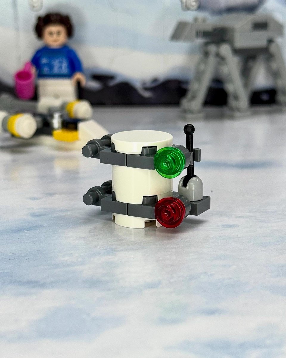 Star Wars Lego Advent 2024, Days 1-8.

For the full story and set: Instagram.com/maddogmalcs

More images in 8 days time! 

#starwars #lego #adventcalendar