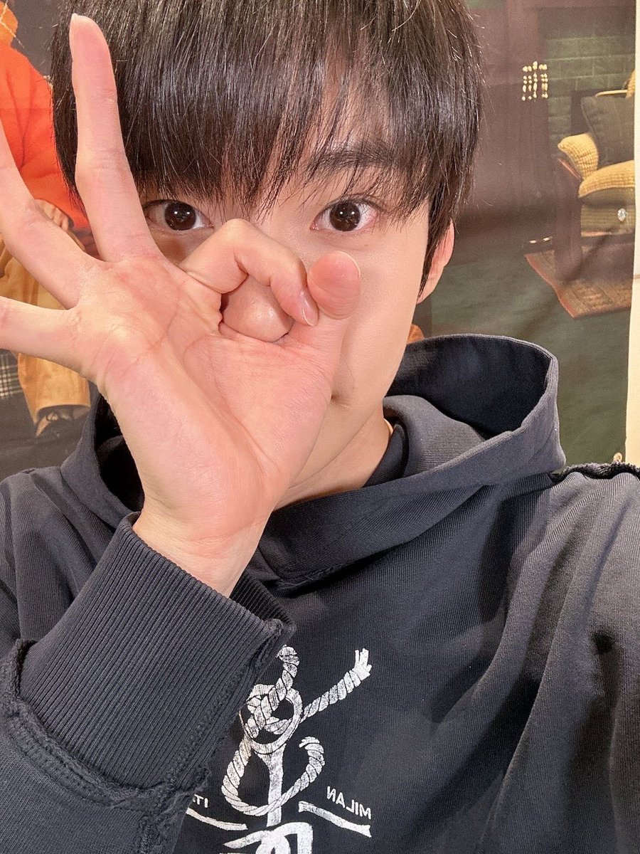 seeeesky's tweet photo. รูปเซลฟี่ทุกรูปจากชี https://t.co/WrK2MXlHzA