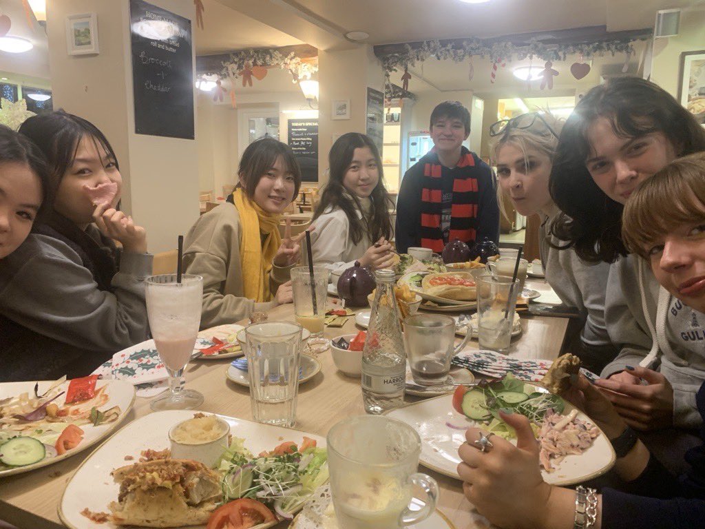 Style House tweet media