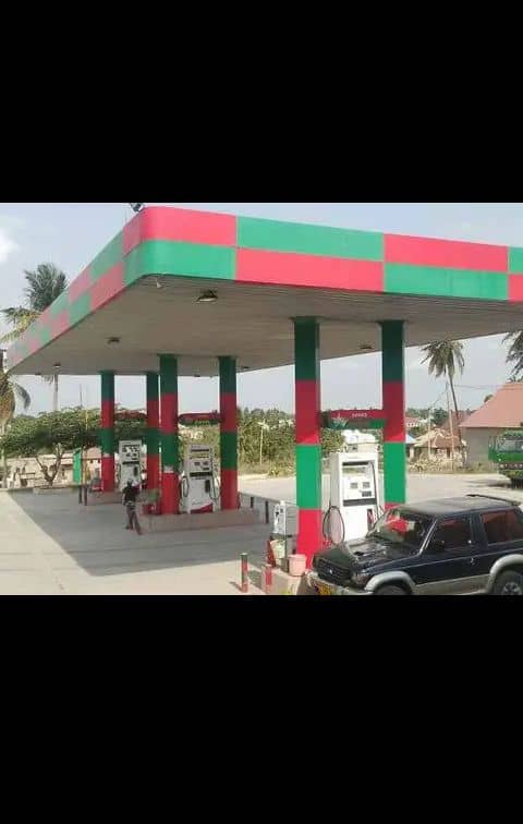 Kindly Repost 
PETROL STATION FOR SALE 

CLEANED TITLE DEED ✔️
PLOT SIZE 4000SQM 
AVAILABLE IN KIGAMBONI 
PRICE 2BN TZS NEGOTIABLE 
CALL/WTSP: 0768832035
NB: Ujazo na mengineyo utayapata kwenye tukio karibu uchukue Ofisi wanakigamboni wapate huduma