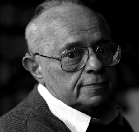 Stanisław Lem, Okamgnienie (2000)

"Możliwe, że nie rozstrzygniemy w nadchodzącym tysiącleciu zagadki świadomości, lecz zdołamy za to imitować inteligencję tak doskonale, że otoczeni legionami i rojowiskami imitacji, coraz dokładniej będziemy wchodzić pod ich opiekuńczą