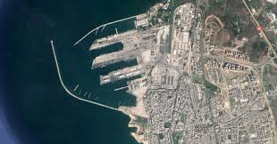 repliknetzwerk's tweet photo. Aktuell: #Syrien: Rebellen dringen ohne Widerstand in #Latakia ein. Die Küstenstadt gilt als Hochburg des Assad- Clans. Die Lage ist ruhig. Die befürchteten Vergeltungsaktionen blieben bis jetzt aus. #Aleppo #Idlib #Damascus #HTS #SAA #SDF #SNA #YPG #Assad #Jolani #Edogan #tuerkiye #Syria #Russland #USA #Iran #Irak #Hama #Homs #Rojava