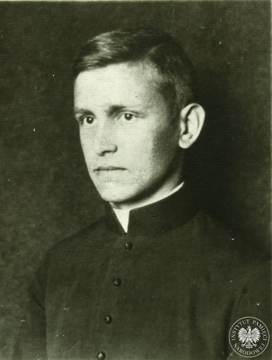 Institute of National Remembrance tweet media