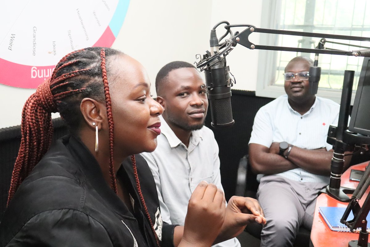 nyoiroc's tweet photo. On Friday, @Zone01Kisumu apprentice software developers Josephine, Hillary, @andy__osyndoh, and I took time to share the details of our upcoming #CodeAndCheerHackathon at @UrbanRadio254, hosted by the amazing Suzanne Hawi.
This event will run from 13th to 15th Dec, 2024.