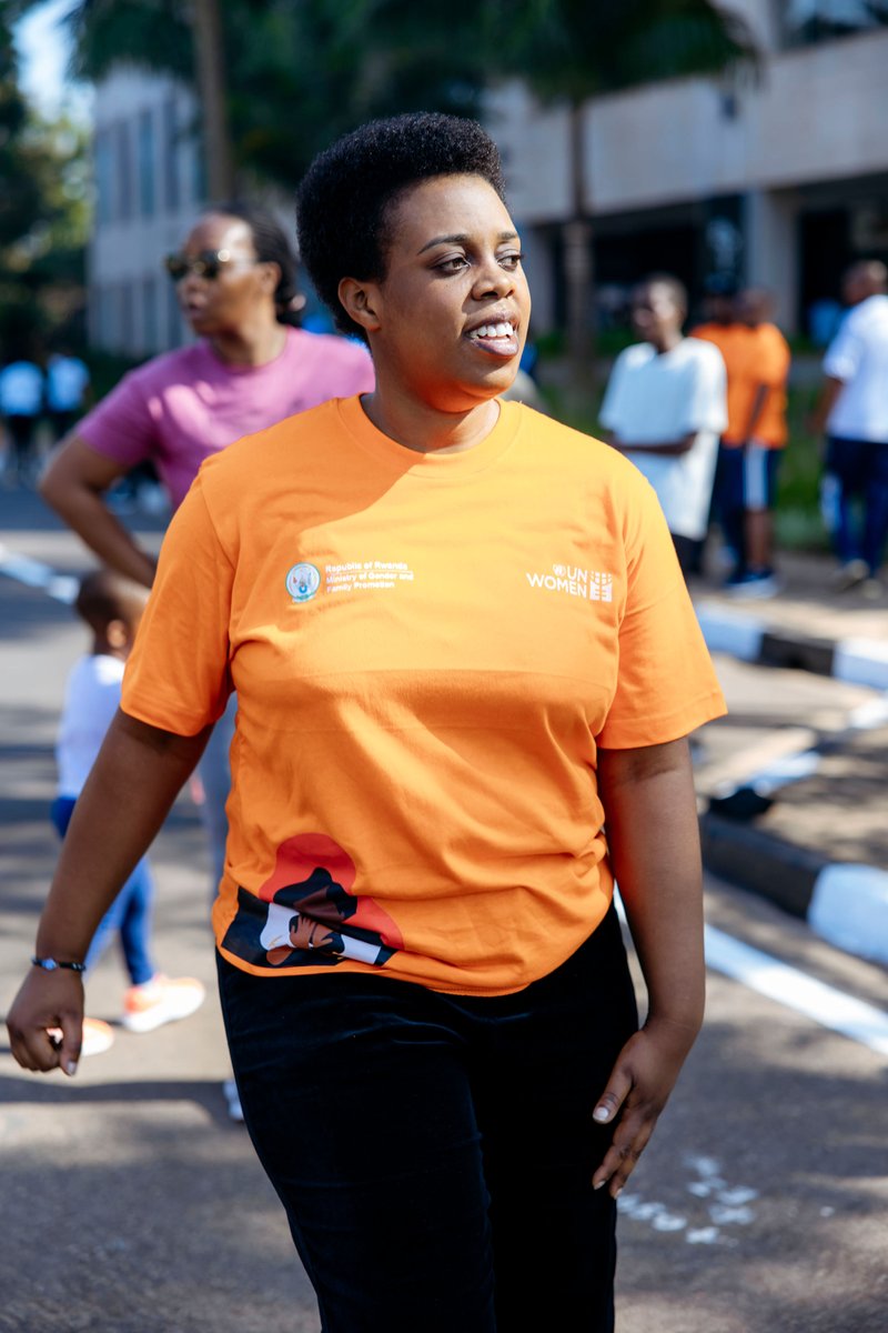haguruka_ngo's tweet photo. Today, we joined @RwandaGender, @CityofKigali, and other organizations for #CarFreeDay supporting the #16DaysOfActivism against #GBV. We promoted healthy lifestyles and reinforced the importance of building violence-free families. Let's harness the power of all sectors of society to mobilise attention, action, and commitment to ending GBV.  #EndOnlineGBV #RwanyaIhohotera