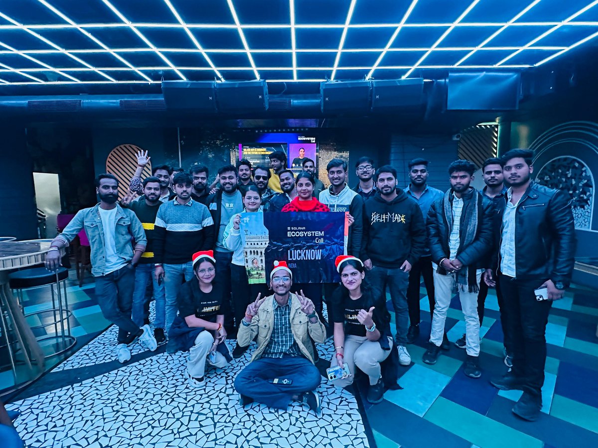 talkwithshruti's tweet photo. Here's a pic from Solana Ecosystem Call - Lucknow, India with @rajdotcc @W3Lucknow
@Purantiation @faridsidd02
@vatsala__rai

@superteam getting together in real life on @getriver_io https://t.co/j7sIvKdDSX
