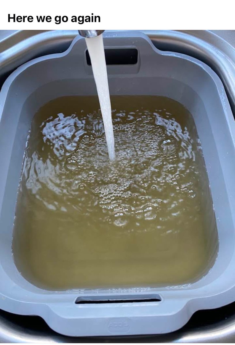 JohnMul58221205's tweet photo. Coming up to Christmas and this is what Irish water are still doing to the tap water in cork city.
They are totally incompetent, this is ongoing for over two years.
Give control of our water back to the councils!
REFERENDUM NOW!
⁦@WaterworkersIre⁩ ⁦@ThomasGouldSF⁩ https://t.co/DuCllP8fEs