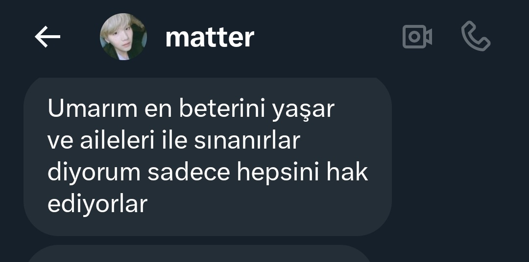 nora tweet media