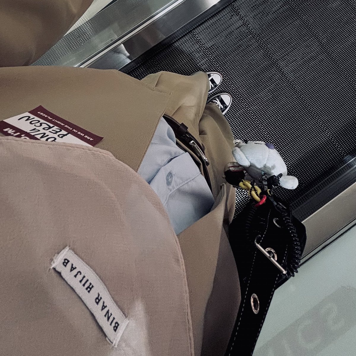 urishineee's tweet photo. #RightPlaceWrongPerson #KimNamjoon https://t.co/RVO9M1tIUL