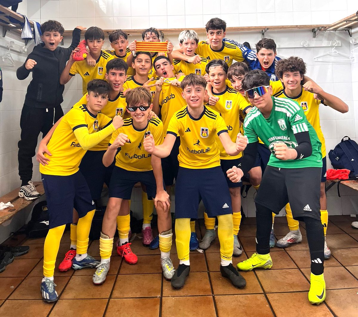 uecastelldefels's tweet photo. #FutbolBaseUEC | π‘π΅
π RESUM de la jornada #Preferents @uecastelldefels (30 novembre - 1-6 desembre)
π MΓ©s a https://t.co/EONDxhTTun
#SomHiGrocs #JA #CA #IAS14 #IAS13 #AAS12 https://t.co/9jFNMBUrvx