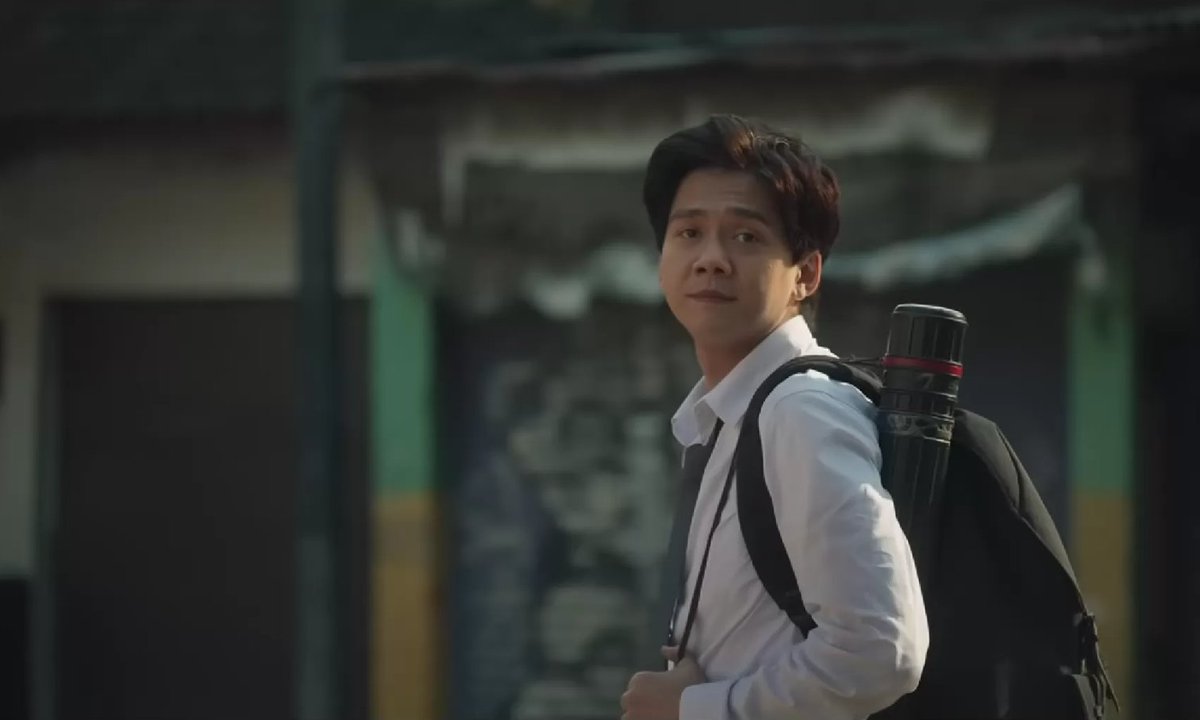 djaycoholyc's tweet photo. Pemilihan Chicco Kurniawan sebagai Moko adalah pilihan tepat, he deserve another Citra next year. Sungguhlah, gue merasa bahwa ensamble cast ini adalah kolaborasi yang dimanfaatkan baik sebagai penunjang filmnya selain cerita. https://t.co/HOXZq4uoRk