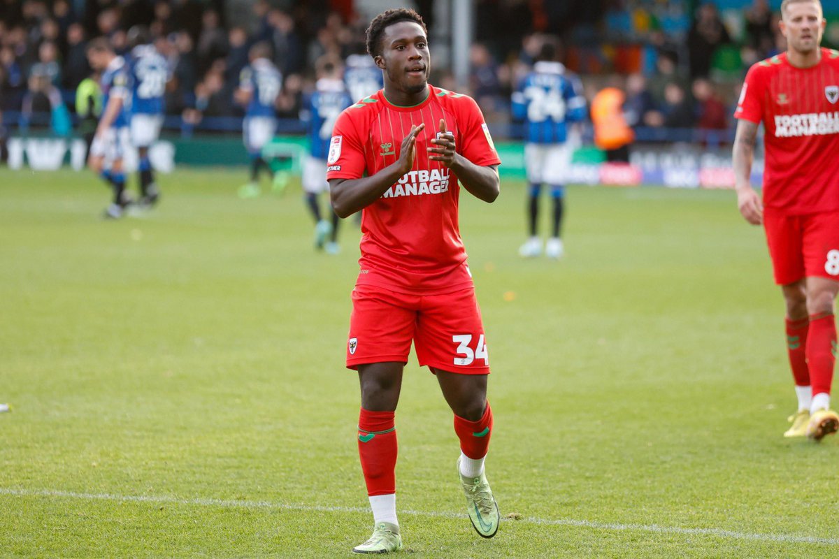 Advent Calendar - Day #8

🌟Kwaku Frimpong (<a href="/CarshaltonA_FC/">Carshalton Athletic FC</a>)

Ex-#AFCW player. A combative + powerful CDM. All-action. He is high-energy, tough-tackling + committed style to regain the ball OOP. Relishes physical duel + imposing player. Screen the back 4 well. Press-resistant.