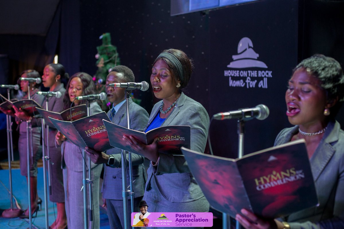 HotrJos's tweet image. Congregational Hymn

🎼O God, our Help in ages past,
our Hope for years to come,
our Shelter from the stormy blast,
and our eternal Home.🎼

- Author: Isaac Watts

#TrueWorshippers
#PastorsAppreciation
#HOTRJosService
#OurMonthofCrowning