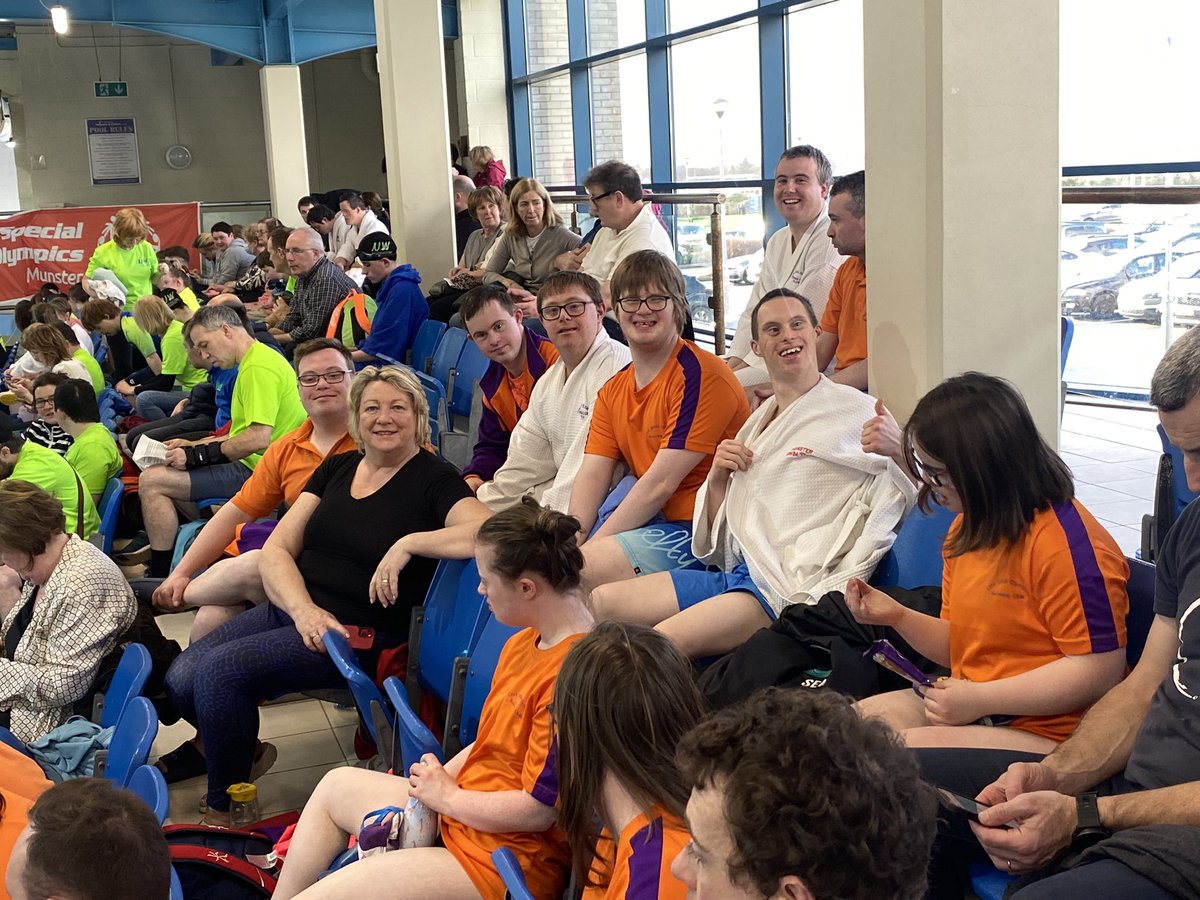 csosc1990's tweet photo. A great day had by all. Thanks a million to all our wonderful Coaches, Volunteers and to all our Athletes who were brilliant in Tralee yesterday. Huge thanks to @SO_Munster for organising this Munster Swimming Competition👏👊🏊‍♂️🏊‍♀️🔥🟠🟣 🎉 #SpecialOlympics @SOIreland #CSOSC https://t.co/ZyZjOzg1XA