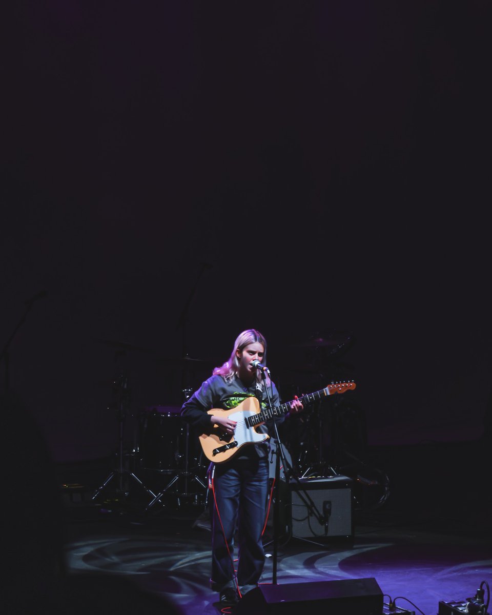 beginnersmind_'s tweet photo. Bonnie Kemplay
O2 Institute Birmingham 
08/05/2024

Shot from the crowd on a Canon G7x. 

#bonniekemplay #concertphotography #livemusicphotography https://t.co/miM3vpo6e7