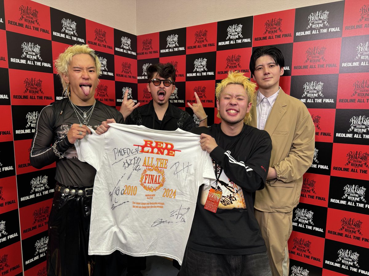 ▶▶ #REDLINE_DAM ◀◀

REDLINE ALL THE FINAL🔥
現地よりプレゼントキャンペーン！

【PALEDUSK】
サイン入りTシャツが抽選で1名様に当たる⚡

◆参加方法
①<a href="/REDLINE_TOUR/">REDLINE ALL THE FINAL</a>と<a href="/DAMch_Official/">DAM公式</a>をフォロー
②この投稿をリポスト

◆締切
12/18

<a href="/Paledusk_jpn/">Paledusk</a>
#Paledusk