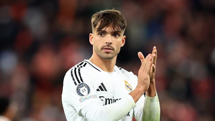 mbaafraude's tweet image. Sobre este chico solo voy a decir una cosa. Resulta que no participó en el acto, no fue ni denunciado por la víctima y la justicia tras 2 años de investigación no ha encontrado nada contra él. Pues se le está pitando en todos los campos y tratándole de culpable. Es vergonzoso.