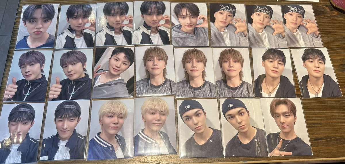 Aikit99's tweet photo. Wts Seventeen Japan tour Pc bulk
Stamp Rally 7/1
Instant photo 14/1
Badge 19/1
others pc 5/1
-selling bulk only
-total price ❌ include pc
#pasarseventeenmy #pasarsvtmy #pasarSVT #pasarseventeen https://t.co/5pNQdXz6Vz