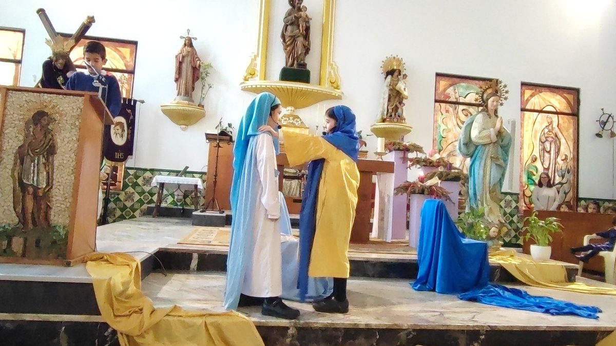fecmips's tweet photo. La tradicional representación de la #Anunciación del 👼🏻ángel Gabriel a la Virgen María👧🏽 por parte de la clase de #segundoEP
👏Enhorabuena chicos y chicas y también a la profe por tantos nervios pasados.
#DijoQueSíMaría
@colegiosfec
@pastoralfec https://t.co/l8iKXXytu5