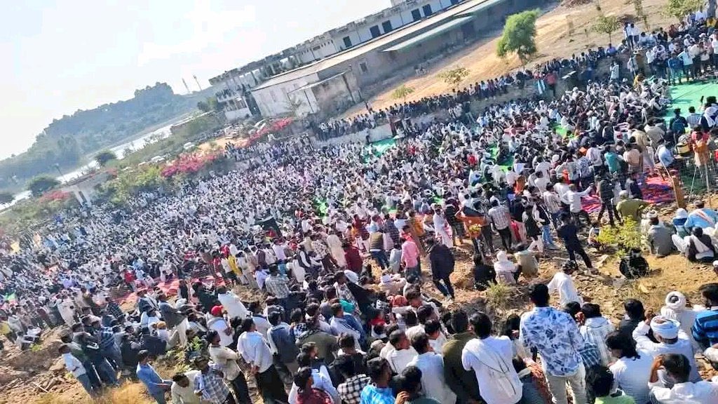 बरवाड़ा ( सवाईमाधोपुर ) 📍
"न्याय और अधिकारों की लड़ाई में सर्वसमाज का अभूतपूर्व समर्थन।" 
<a href="/PrahladGunjal/">Prahlad Gunjal</a>
<a href="/NareshMeena__/">Naresh Meena</a>