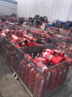 MFS_Melbourne's tweet image. Stay prepared for fire emergencies in Melbourne with our reliable fire extinguishers and expert fire protection solutions. Call Mobile Fire Services today 0488285008
#fireprotection #fireequipment #commercialfireprotection