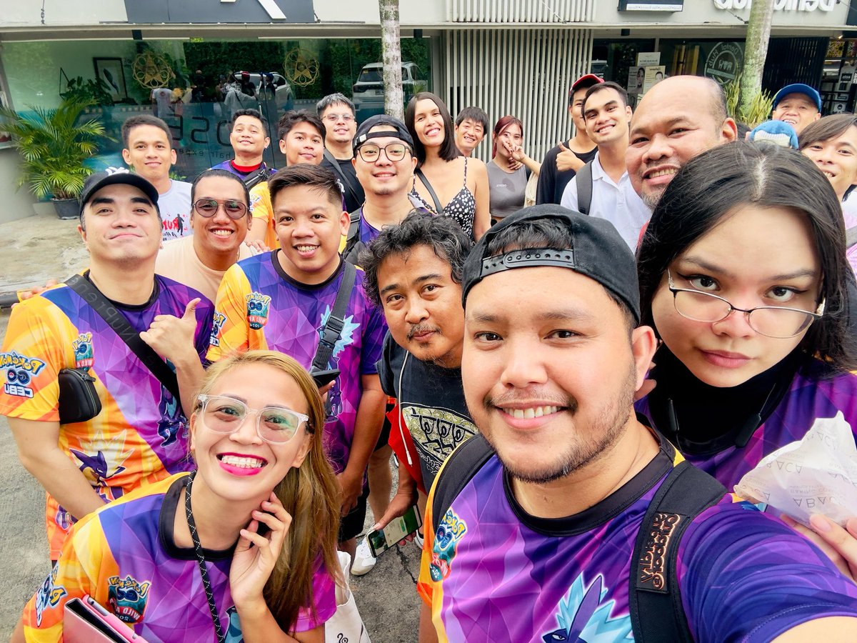 itsmarjofficial's tweet photo. Gigantamax Raid with my Pokemon Go Cebu family ♡

#PokemonGo #PokemonGoApp #Gigantamax #Gmaxraidday #GigantamaxRaidDay #PokemonGoCebu #PokemonGoCebuCommunity #PokemonGoCebufamily https://t.co/xsWdJbMs27