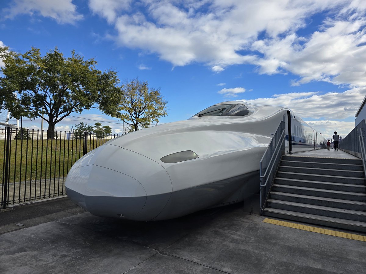 JAL79823906's tweet photo. 今日はリニア鉄道館に行ってきました🚄
レトロな車両からリニアまで、展示がたくさんあって楽しかったぁ！

そして、リニアに早く乗りたくなってしまった🚄🧲

#リニア鉄道館 
#リニア https://t.co/ZKDAxSZ3Qg