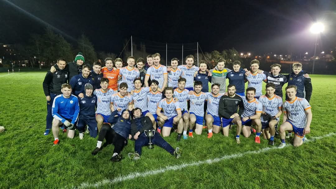 Tubbercurry_GAA's tweet photo. Congratulations and well done  to Senior Players James King (player) and Rhys Henry (Management) on winning the Higher Education Division 4 League Title with @ATU_SligoGAA against DCU on a score line of 1-12 to 2-5 https://t.co/4QQttPbfJg