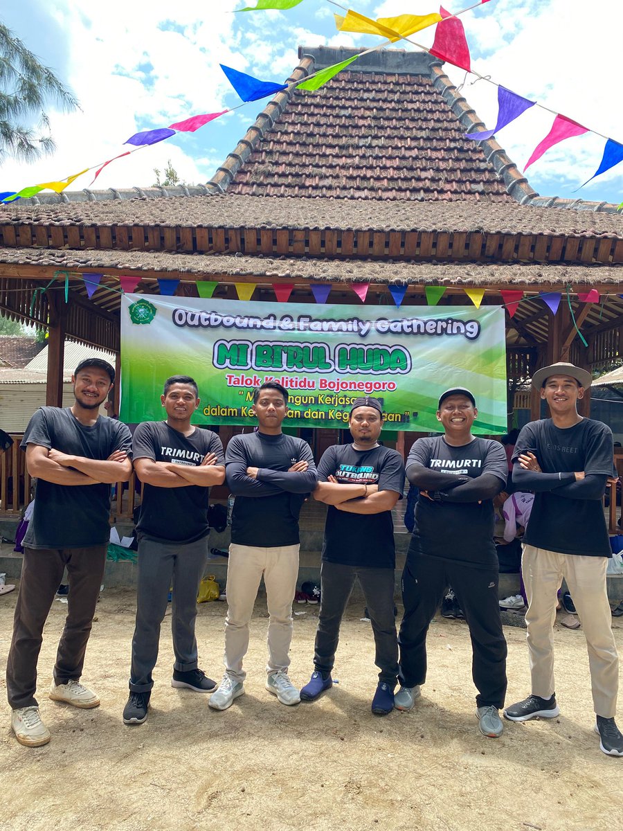 kak_ferri's tweet photo. Siap menghandle outbound ,kemah, edukasi dan acaramu.
Trimurti Outbound Indonesia

#trimurtioutbound #trimurtioutboundindonesia #ourboundindonesia https://t.co/0k76bFpZc2