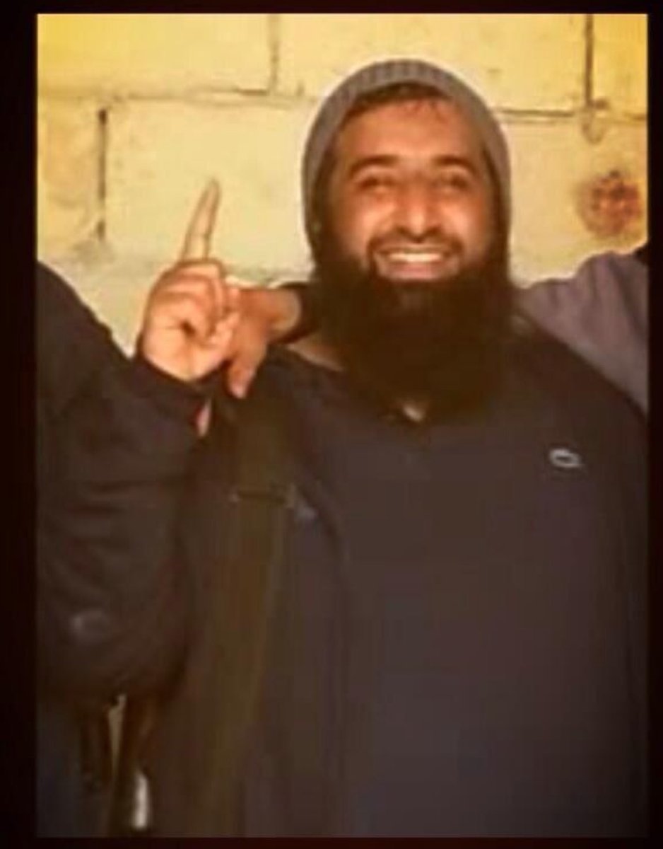 اليوم نصر  الله الإسلام والمسلمين في سوريا 

ونسأل الله يغفر ويرحم الشيخ الشهيد سعود الفايز

#سوريا_الجديدة 

#سعود_فايز_الحويله