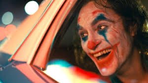 realtimozman's tweet photo. #METASCRIPT Joker’s character is based on TAXI DRIVER’s Travis Bickle, an assassin who inspired “real life” assassin John Hinkley jr https://t.co/uBA5hoirQY