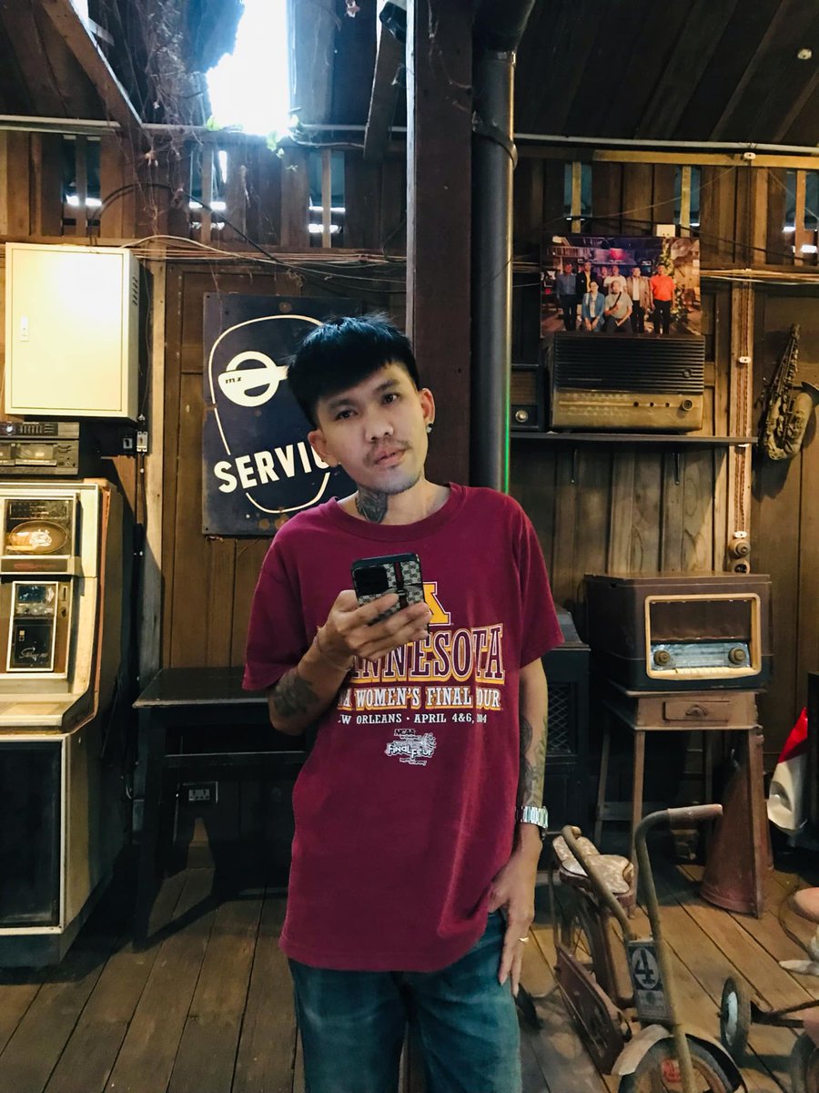 อยากใช้ลิ้น กับเอว กับใครสักคน🤍#ชอบผู้หญิง