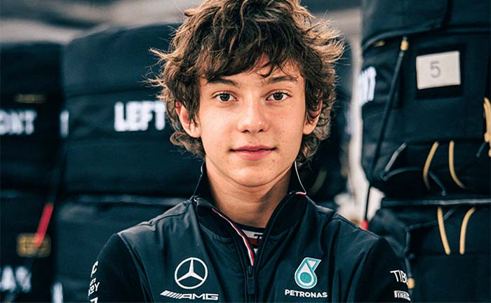 Estagiário da F1 tweet media