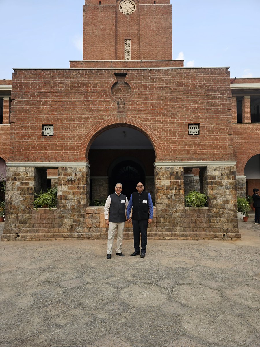 Sudhendu J Sinha (@sudhenduj65) on Twitter photo <a href="/CafeSSC/">Stephanians</a> It was awesome !! Memories keep flooding in of the College times; the best times ; <a href="/CafeSSC/">Stephanians</a> It was awesome !! Memories keep flooding in of the College times; the best times ;