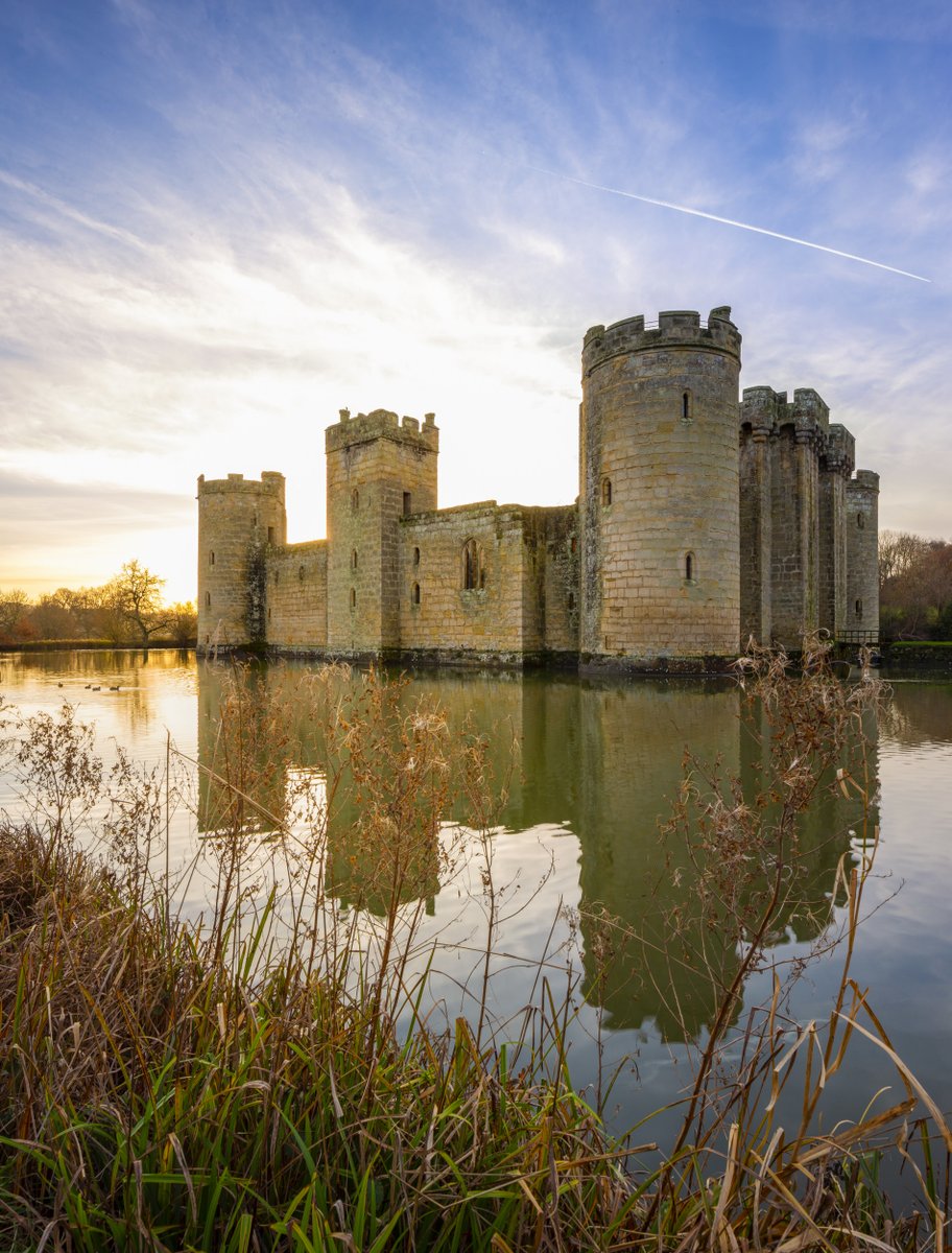 Wishing you a Happy New Year from all of us at Bodiam Castle! 🎉

A huge thank you to everyone who visited Bodiam Castle in 2024. As we head into 2025, we're already looking forward to all the fun events and experiences coming up.

📸 ©National Trust Images/Chris Lacey