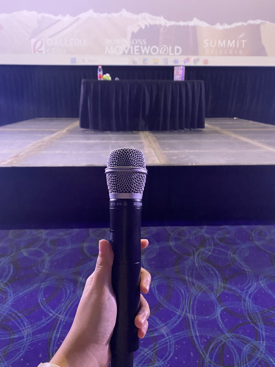 etyanart's tweet photo. From Singing sa @JamWithTheJSLs to Singing sa Online Events to Singing sa Jonaxx Book-signing!! (thank youu @jslcebu 🩷)

Super grateful ako sa opportunity, thank you so much

Love you sm, Ate J!!

#JonaxxCebuBookSigning2024 https://t.co/MmKeXu7D3l