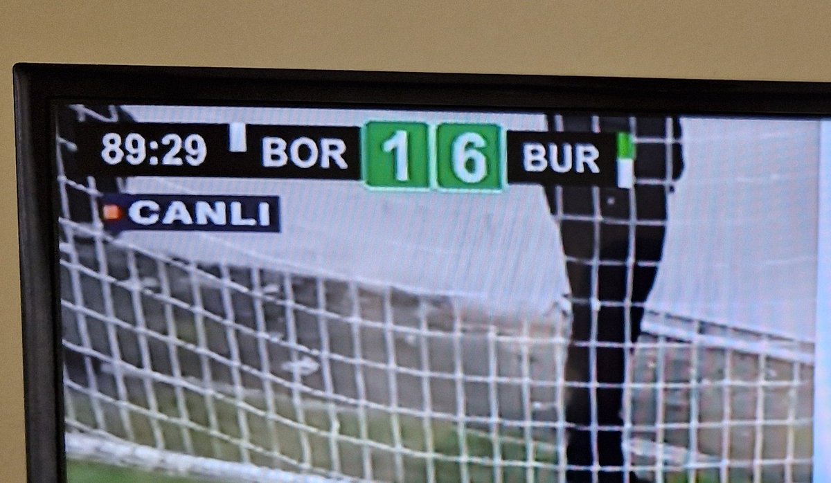 Skor tablosu ne güzel bursa plaka oldu. Her deplasman bu görüntüyü bekliyoruz #Bursaspor
