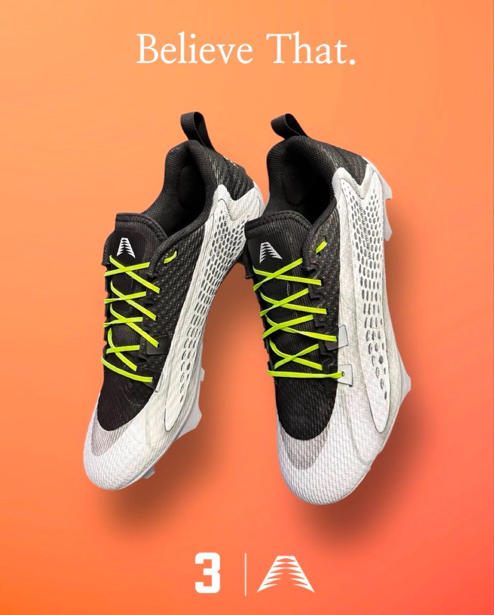 SneakerReporter tweet media