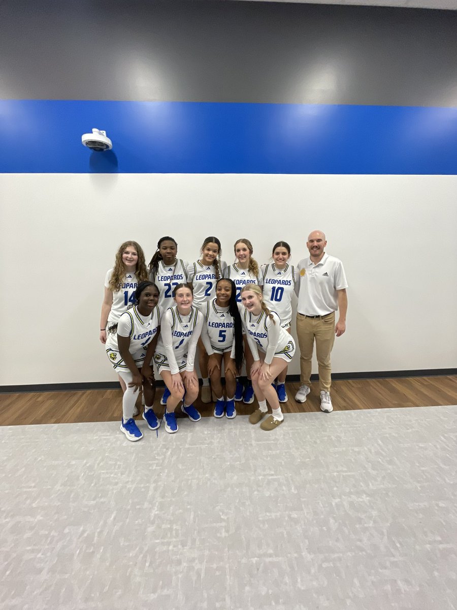 WFLegacyGBB's tweet photo. We ate this weekend and only left a few crumbs!
Hashtag 3-1
#twofeet https://t.co/tJqfwYgXde