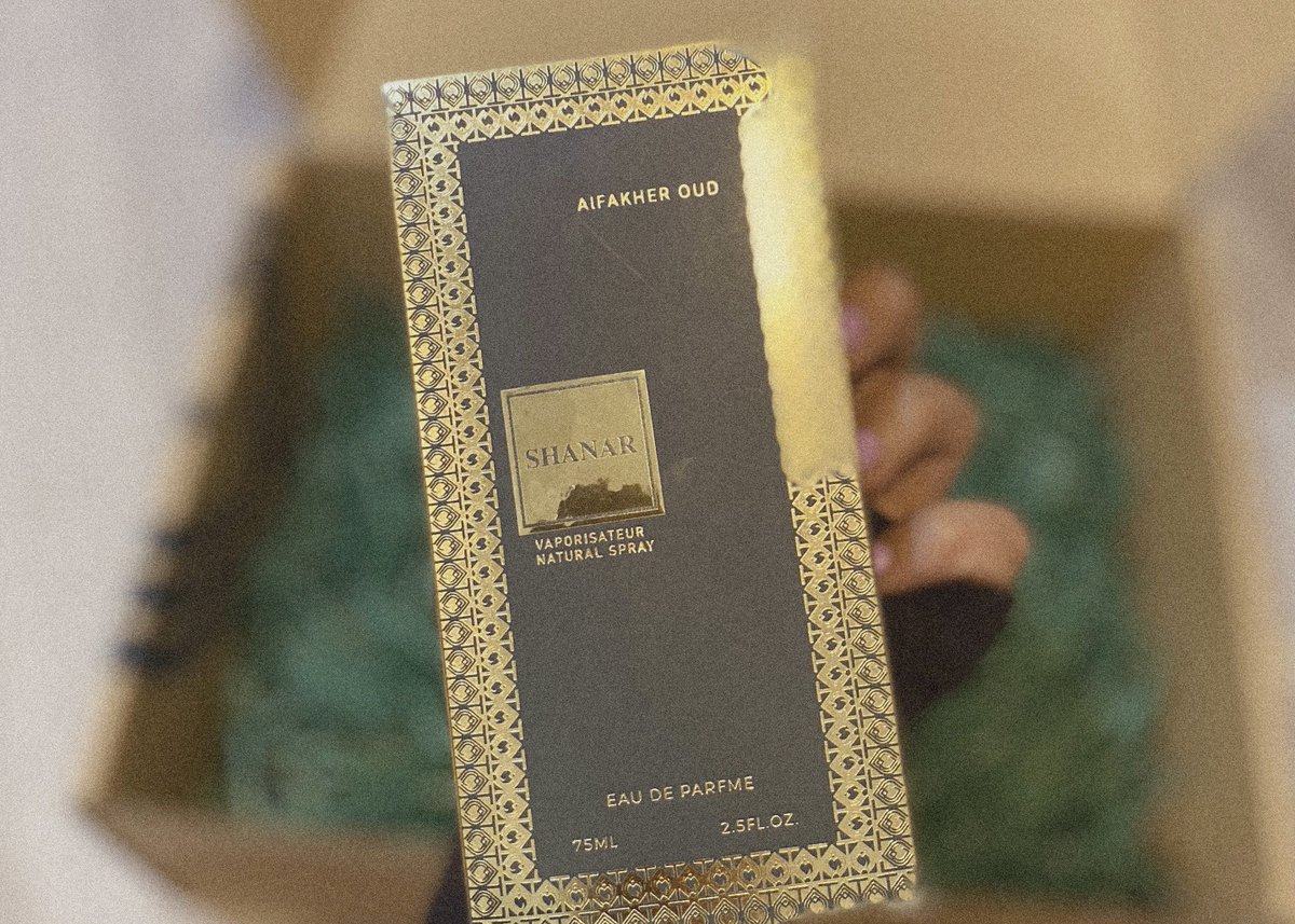 az_77r's tweet image. وصصصصل الزين !🩶🩶🩶🩶🩶🩶🩶

إيشي فخامه إيشي جمال إيشي فوحااااان
كنت متحمسه لريحته بس ماكان نفس توقعاتي ، الا وتفوققهاااا
العطر رههيييييييب رهيب! فوحان وثبات ماهو بالحار المُزعج مُريح جدددددا 

أهني كل من أقتنااه وأهلا بالإدمان الجديييد💘
#عطر_شنار | #شنار_الدوسري | @hlqmii