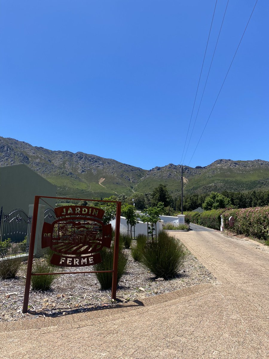 VolunteerTrav's tweet photo. Wine tour in Franschhoek #wildcoast2gardenroute tour https://t.co/NTBwfqrQin