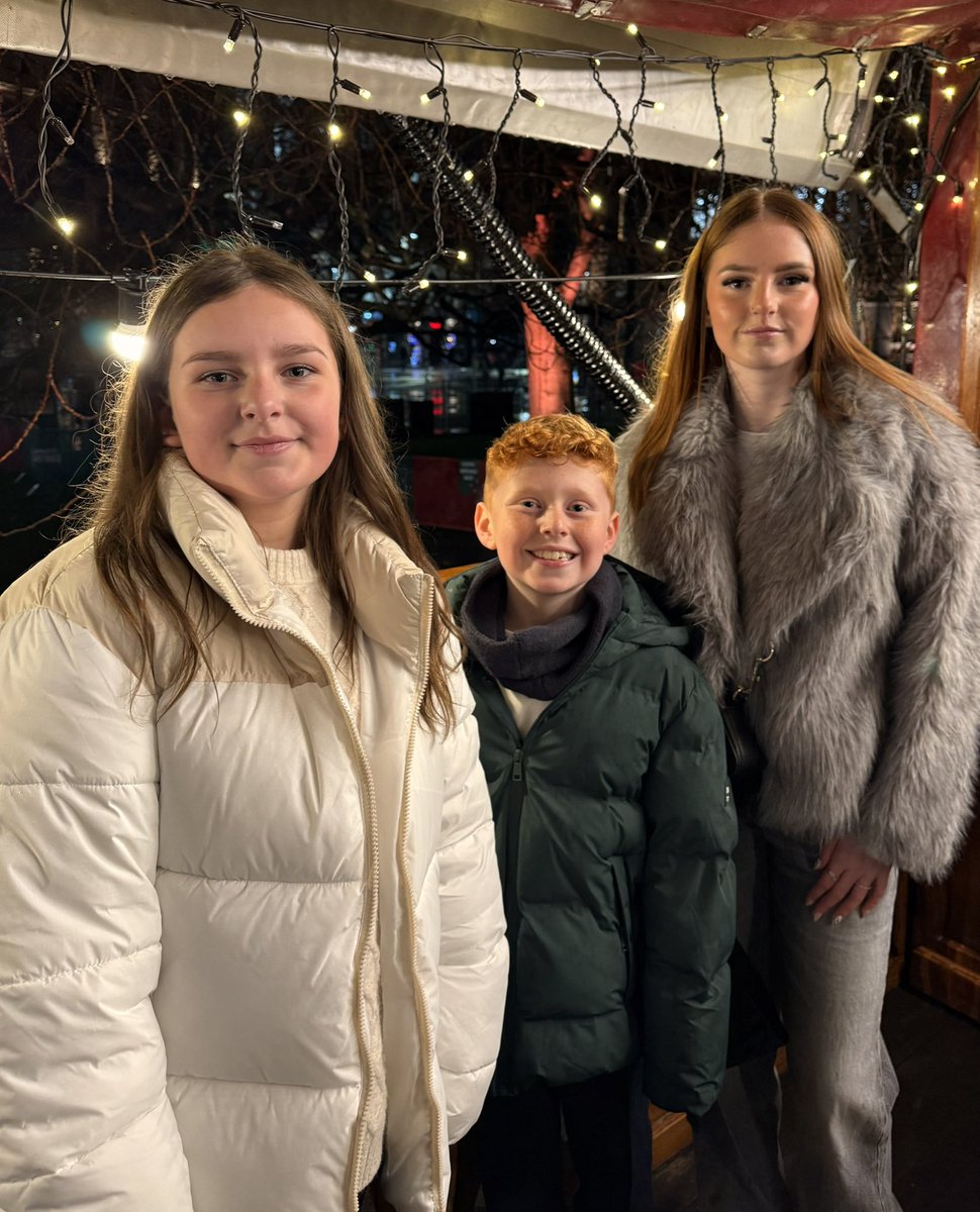 burghmummy's tweet photo. A weekend well spent 🎄 ✨ https://t.co/MSNZik1RdT