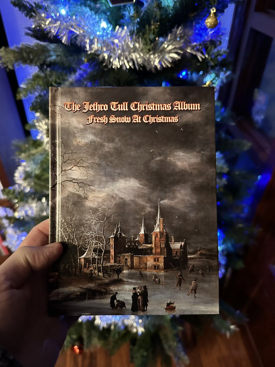 mrkinski's tweet image. #christmas has arrived. The tree is up and The Jethro Tull at Christmas (2024 version from @burningshednews) album is getting its first play. Here’s to a #prog filled Christmas.