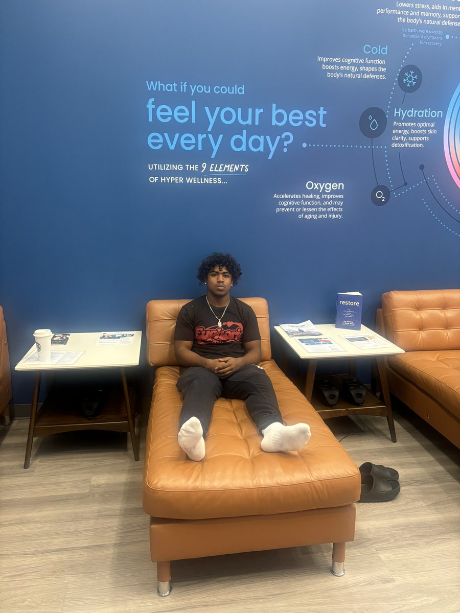 LilJSprings's tweet image. 🏈 My son @Shawn_SpringsII , a junior at @ChampeKnightsFB, is excelling as a cornerback &amp;amp; running back. His dedication on and off the field is unmatched! Huge thanks to @restoredomore for supporting his recovery regimen and keeping him game-ready! #StudentAthlete #d1bound