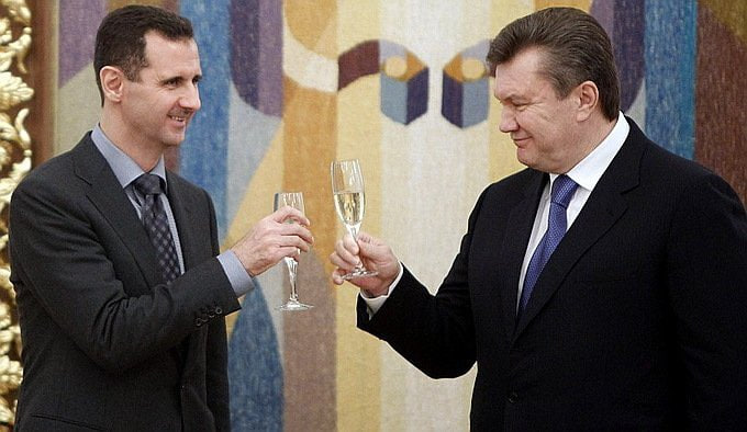 the_ins_ru's tweet photo. ❗Башар Асад с членами своей семьи прибыл в Москву, РФ предоставила им убежище, пишет ТАСС со ссылкой на источник в Кремле

https://t.co/IsWanEwAm3 https://t.co/g293JhUrfN