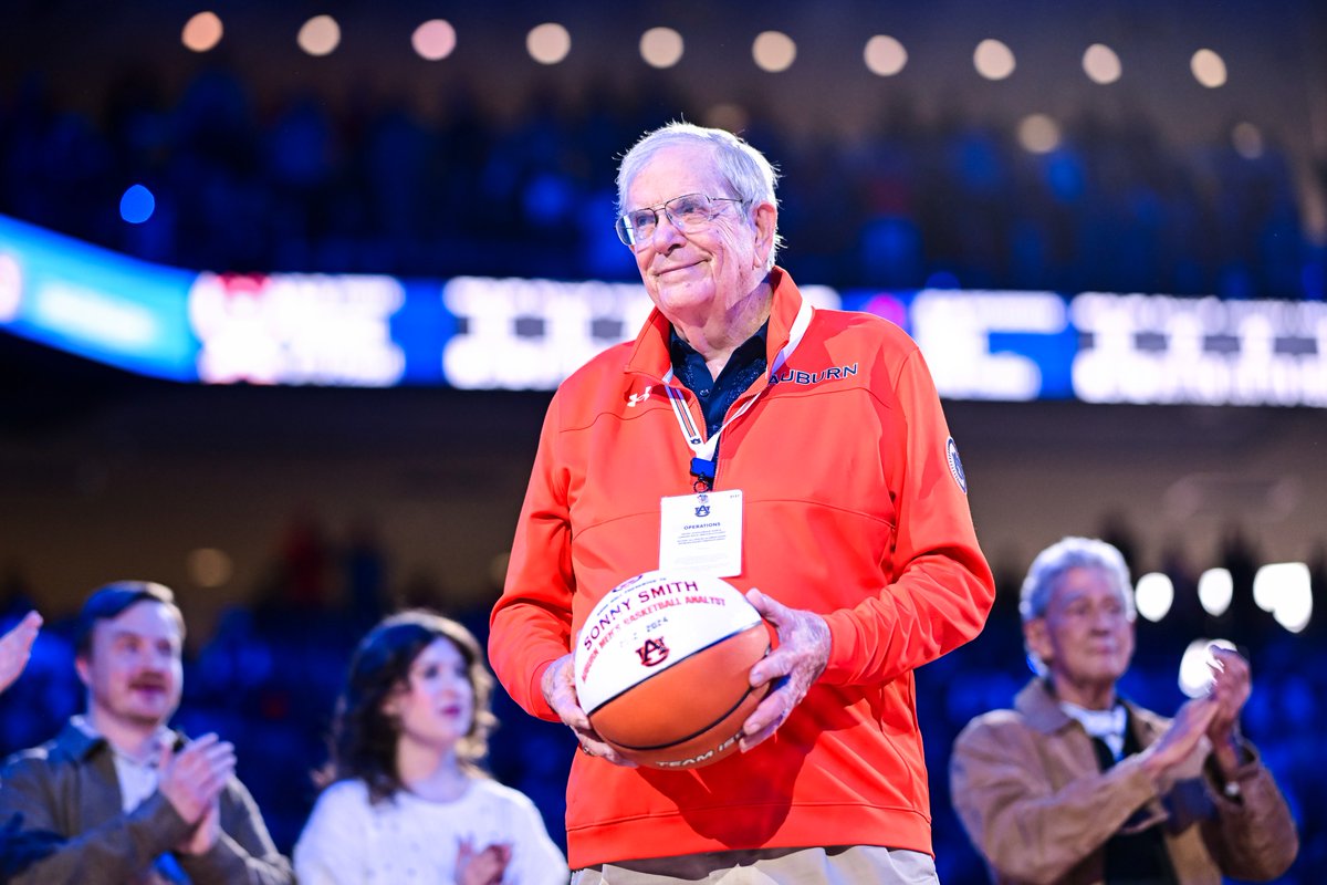Thank you, Coach Sonny Smith 💙🧡