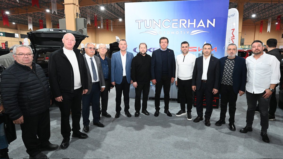 erdogan_ugr's tweet photo. Bu yıl ilk kez gerçekleştirdiğimiz ve büyük ilgi gören, on binlerce vatandaşımızın ziyaret ettiği #MOTTA #Ege #Motorlu Taşıtlar #Fuarı'mızın son günündeki yoğunluk, firmalarımız kadar bizleri de son derece mutlu etti. Gösterilen ilgiden dolayı halkımıza, misafirperverlikleri > https://t.co/ecPf5v0wVY