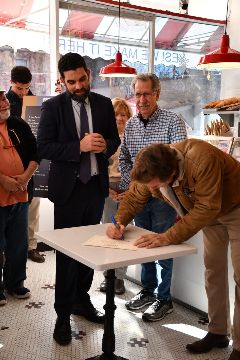 DenverOED's tweet photo. Last week, we celebrated and got the scoop on 36 new Legacy Businesses with @denversmayor! 🎉 The celebration was held at Bonnie Brae Ice Cream, a family-owned business newly designated as a Denver Legacy Business. 🍦

See the full list of businesses: https://t.co/sanQjqgBjl. https://t.co/wlPdb5EK9A
